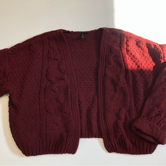 moon & madison Burgundy (or maroon) Cable-Knit Cropped Cardigan. - Picture 3 of 12